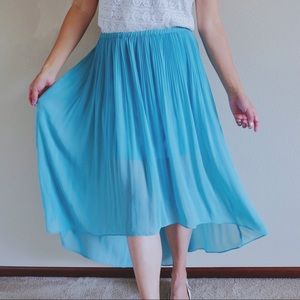 Lauren Conrad High Low Hem Pleat Skirt